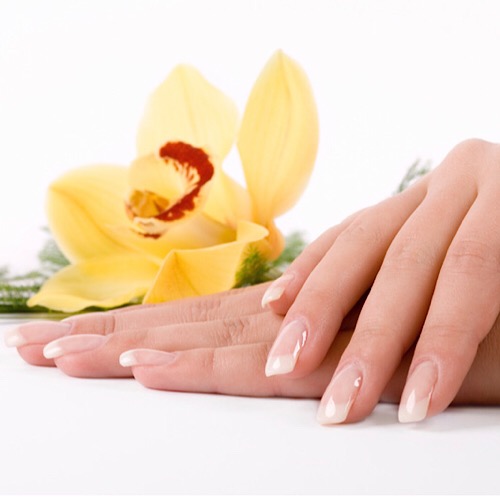 PURE NAILS AND SPA - manicure